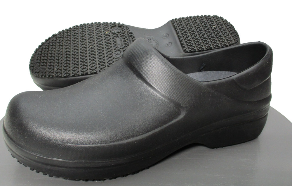 Crocs Neria Pro II Womens Sz 9 Shoes Black Slip On Slip Resistant Work Clogs